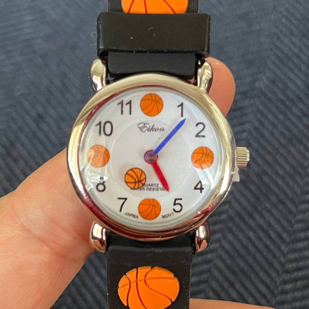 Brand New kids Watch 3D Cartoon Silicone  Stainless Steel Water Resistiant